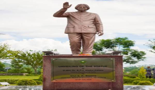 IIM Shillong Unveils 8 Foot Bronze Statue of Dr APJ Abdul Kalam