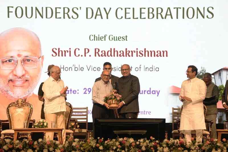 Research, Innovation and Industry Academia Collaboration Key to India’s Progress: Vice President