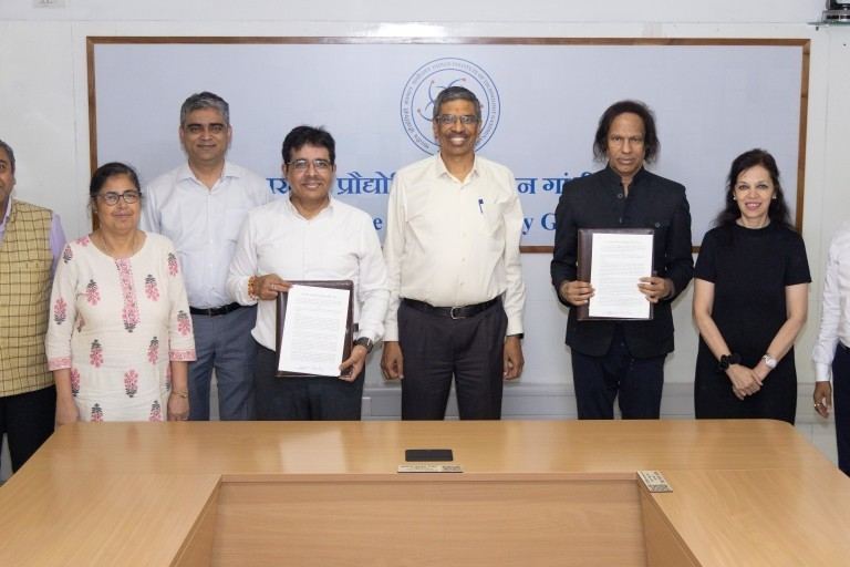 IIT Gandhinagar Signs MoU with Global Chamber Ahmedabad GIFT City for Global Research Partnerships