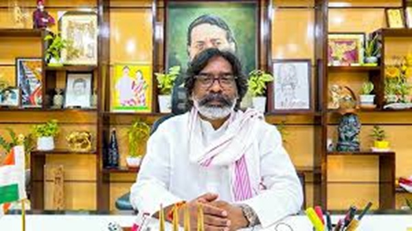 Jharkhand CM Urges Youth to Use ‘Guruji Student Credit Card’ for Higher Education
